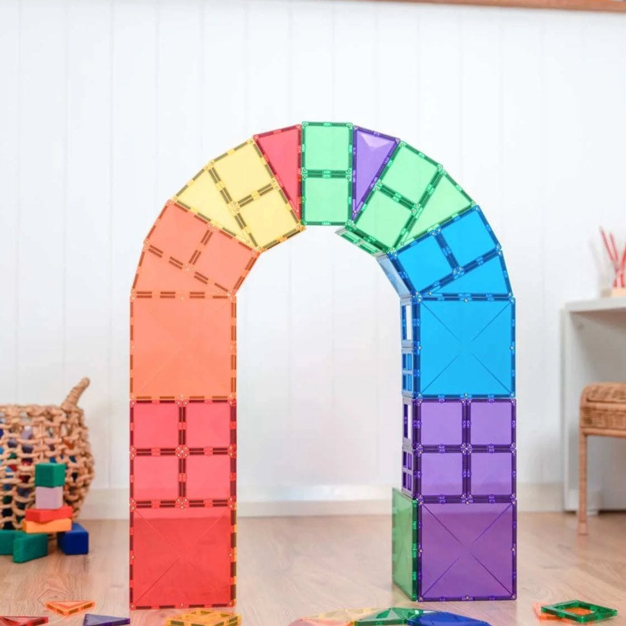 Bunte Magnetbausteinen von Connetix zum Bauen von Gebäuden und Gebilden