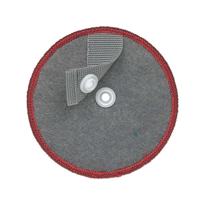 Die Patches kann man mit einem Druckknopf öffnen und schließen 
