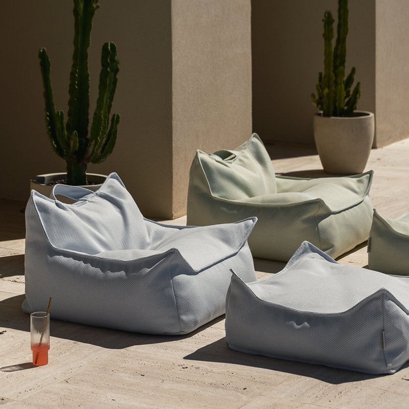 Stylische Outdoor-Möbel für Kinder von der Marke Wigiwama